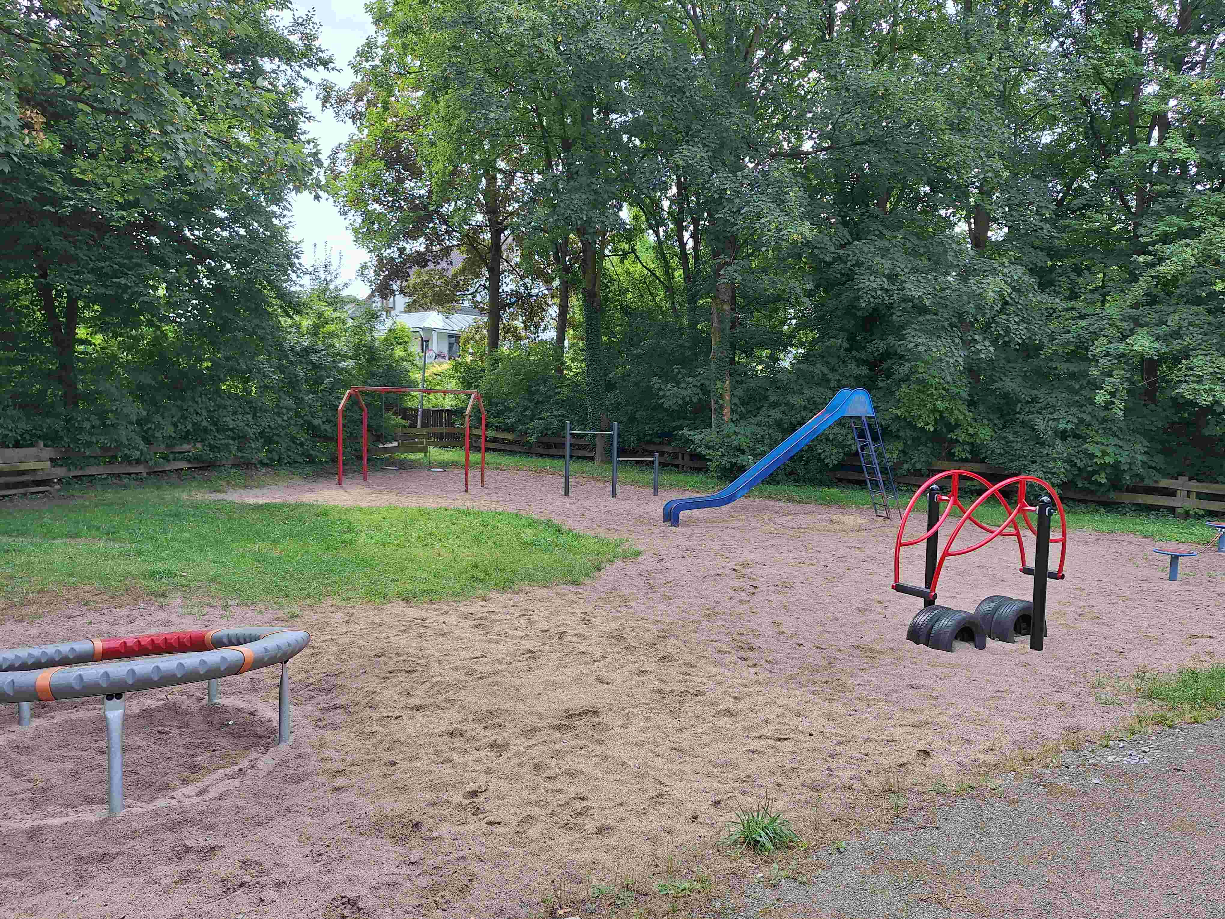 Spielplatz Kellerort – Bild 2
