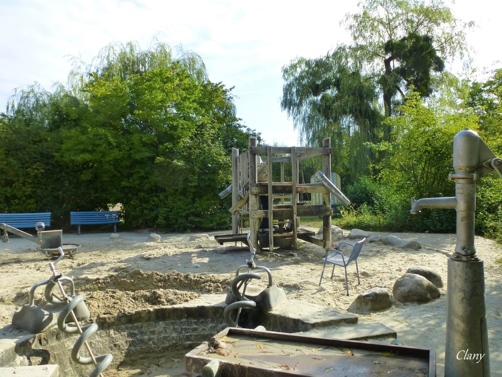 Tabaluga Spielplatz – Bild 3