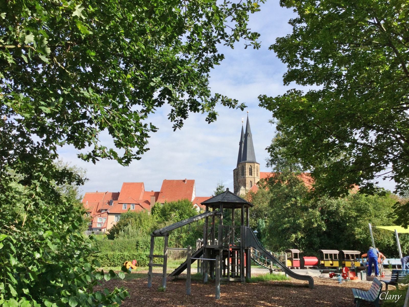 Tabaluga Spielplatz – Bild 5