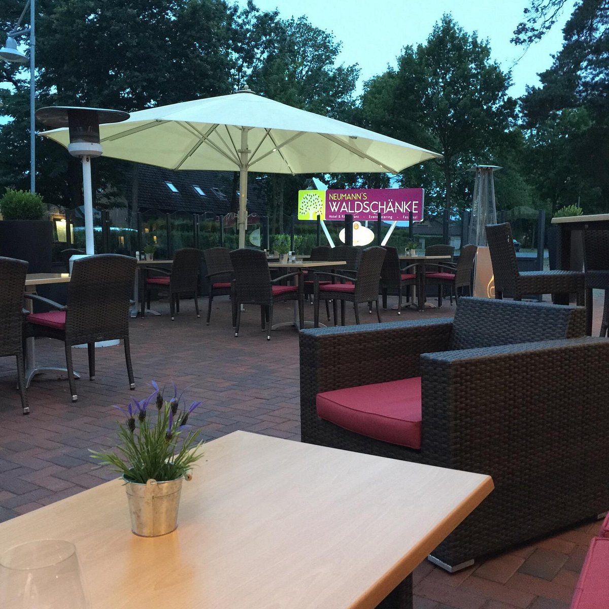 Neumann's Waldschänke – Bild 3