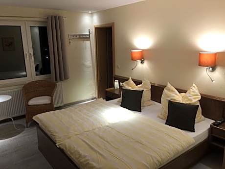 Neumann's Waldschänke – Bild 4