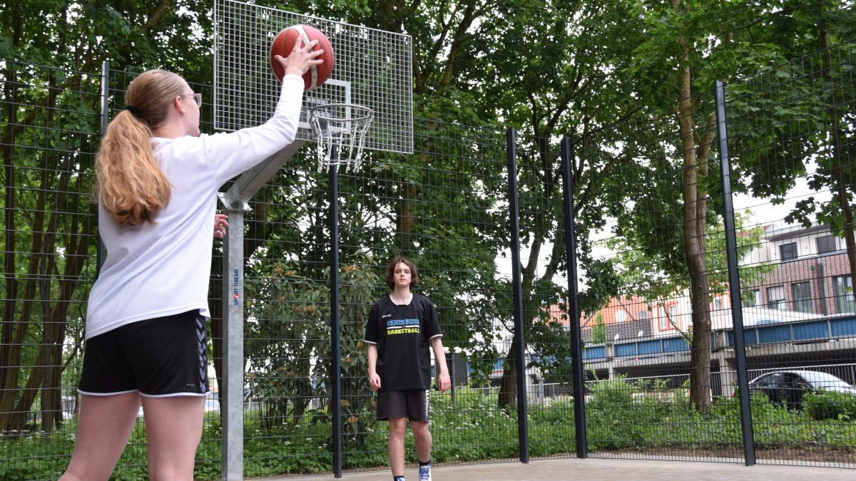 Basketball 🏀 Platz – Bild 3