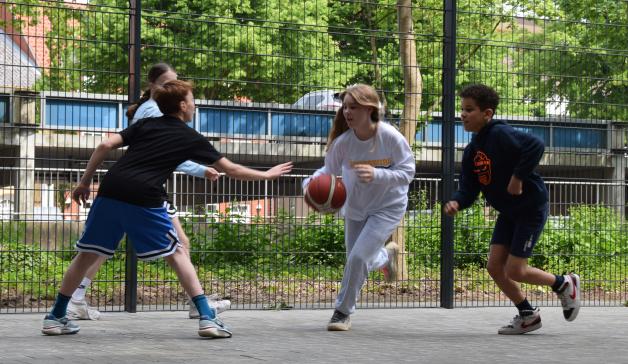 Basketball 🏀 Platz – Bild 4