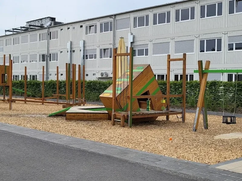 Kinderspielplatz – Bild 1
