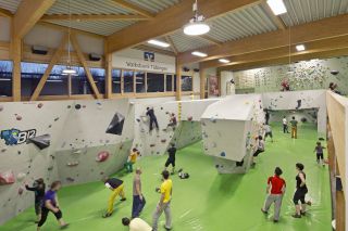 B12 Boulderzentrum Tübingen – Bild 1