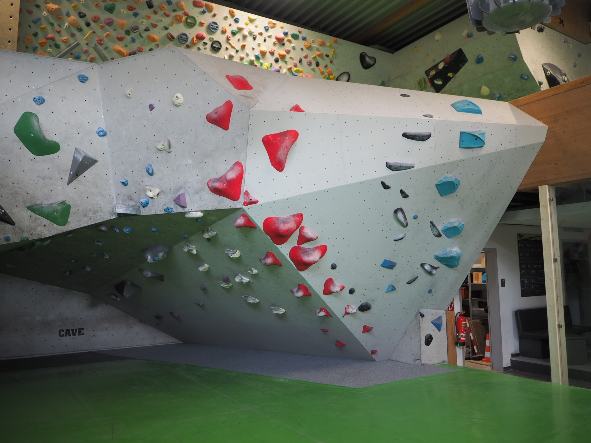 B12 Boulderzentrum Tübingen – Bild 4