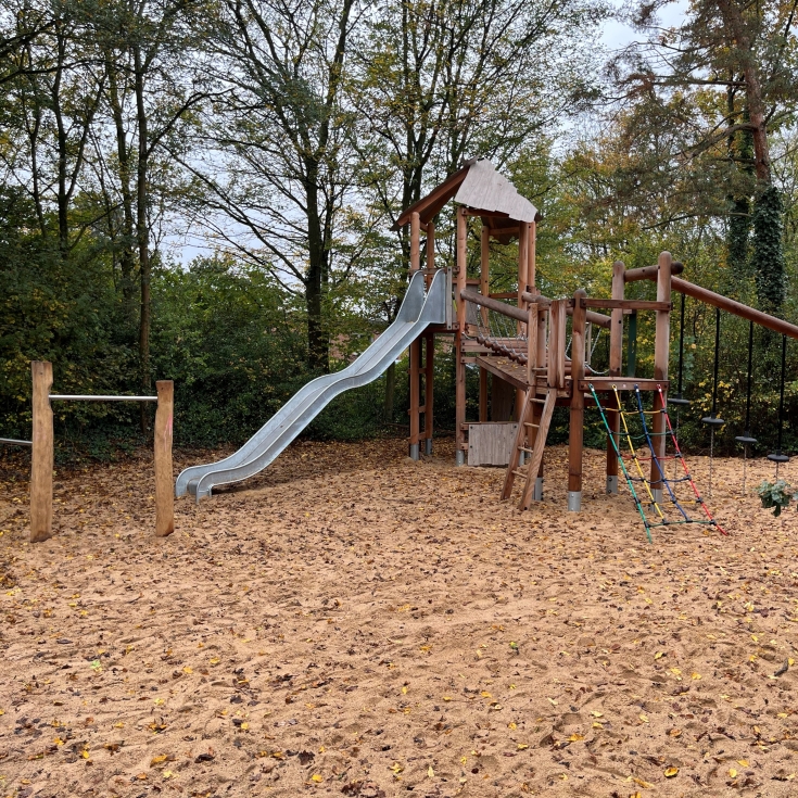 Spielplatz Ludwig Richter Straße – Bild 1
