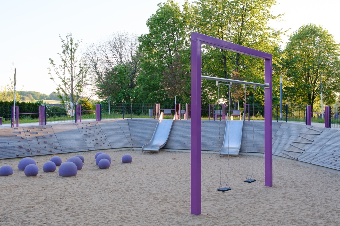 Spielplatz – Bild 3