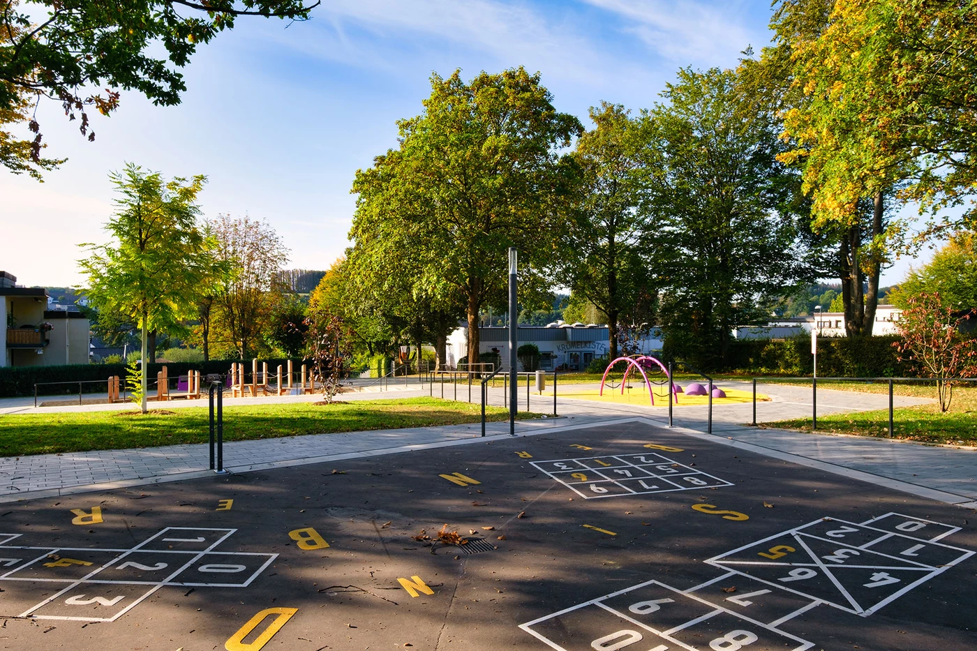 Spielplatz – Bild 5