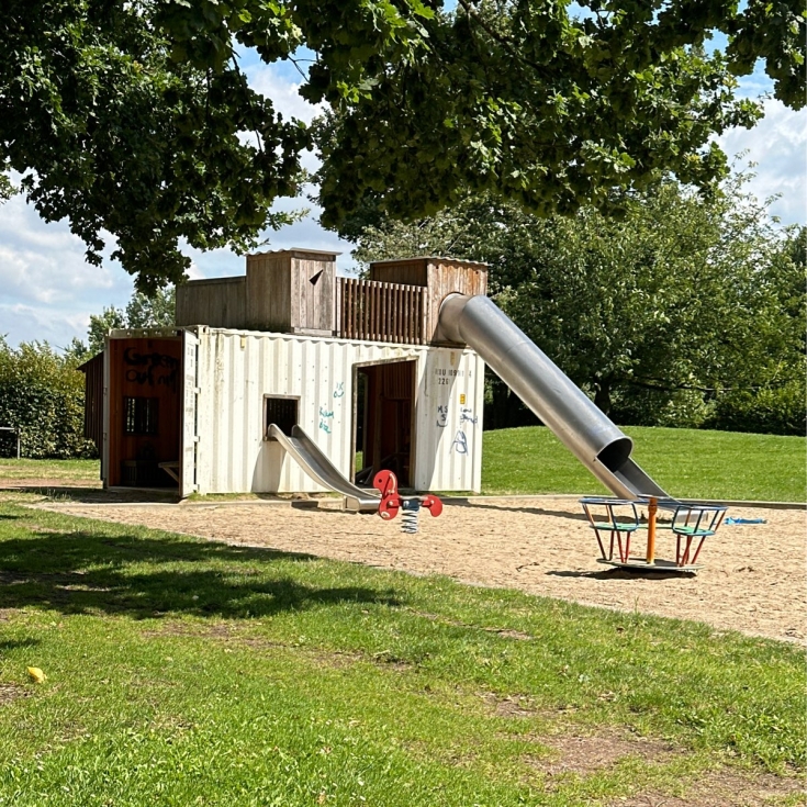 Spielplatz Lorenz-Görtz-Straße – Bild 1