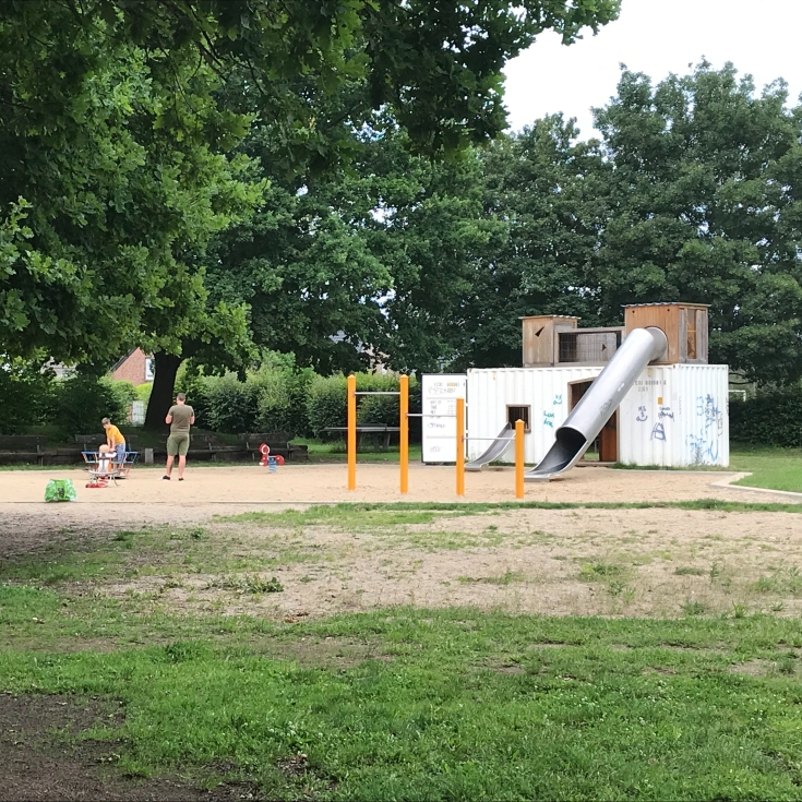 Spielplatz Lorenz-Görtz-Straße – Bild 2