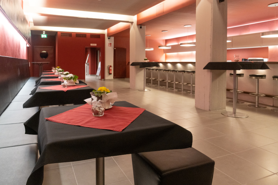 Holzwurm-Theater im a2 – Bild 3