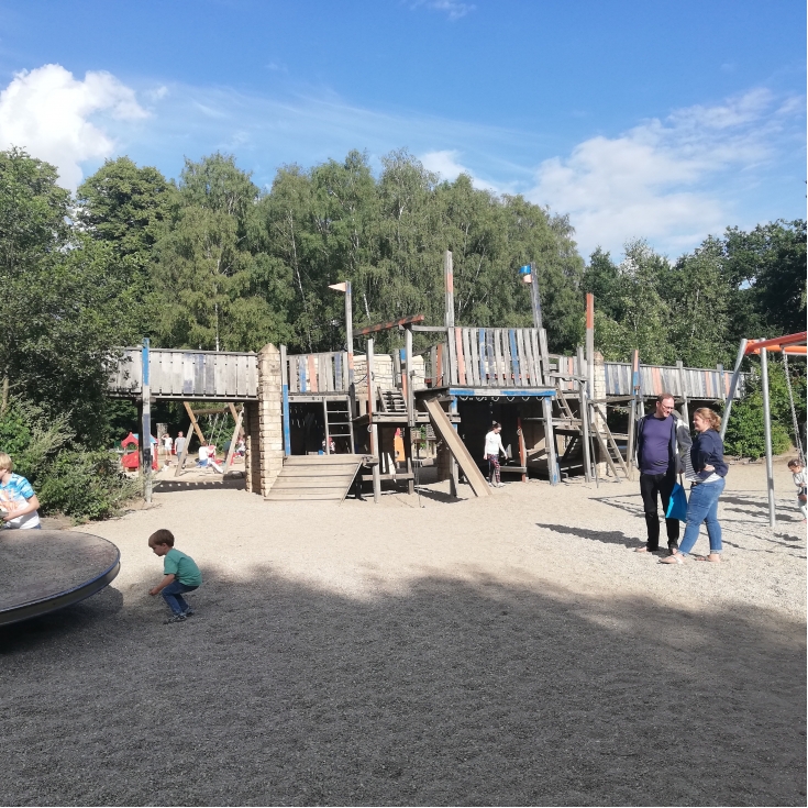 Spielplatz Ritterburg Schemmannstraße – Bild 3