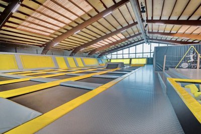 SPACE JUMP Trampoline Park Neumünster – Bild 1