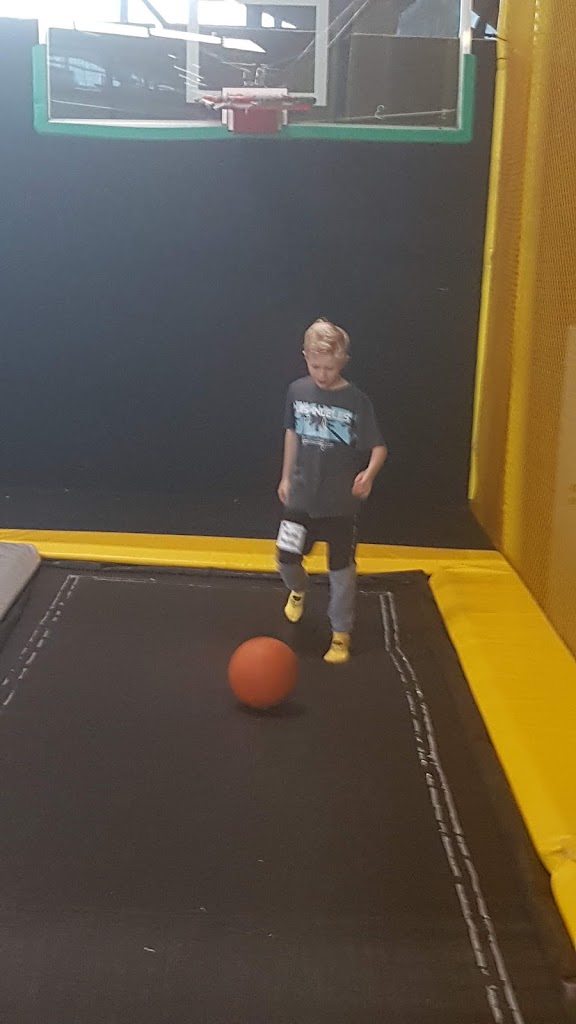 SPACE JUMP Trampoline Park Neumünster – Bild 6
