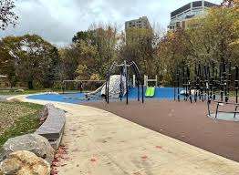 Tom Riley Playground – Bild 2