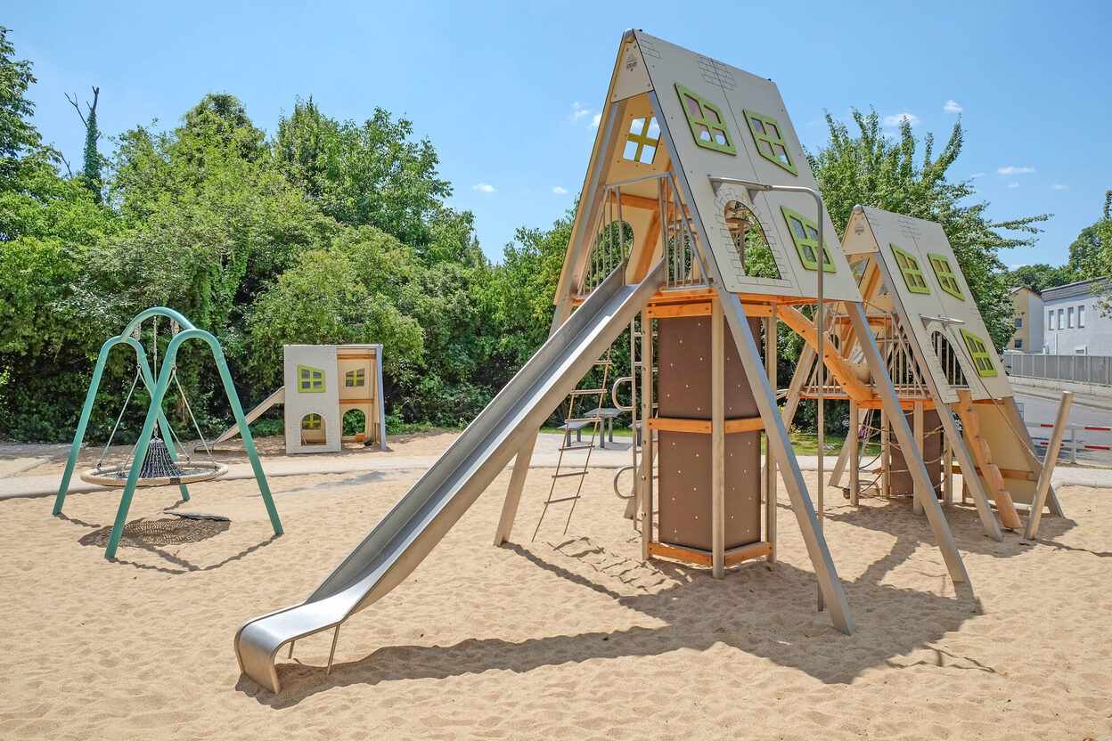 Spielplatz Honnefer Straße – Bild 1