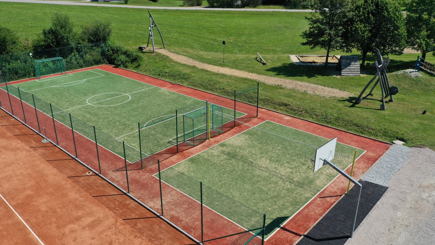 Bolzplatz Sperlingsberg (bis 16 Jahre) – Bild 3