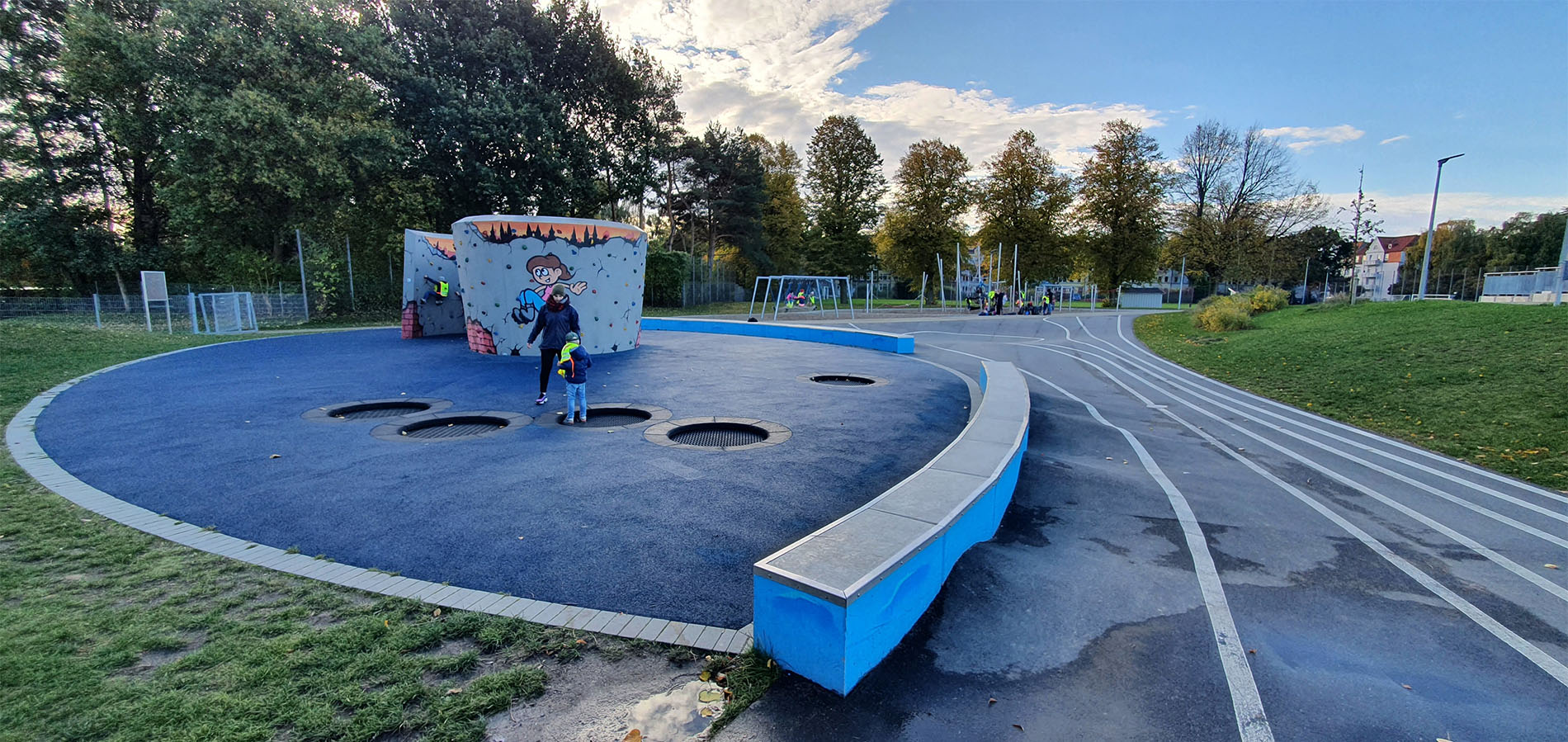 Slackline Anlage Lübeck Sportzentrum Falkenwiese – Bild 4
