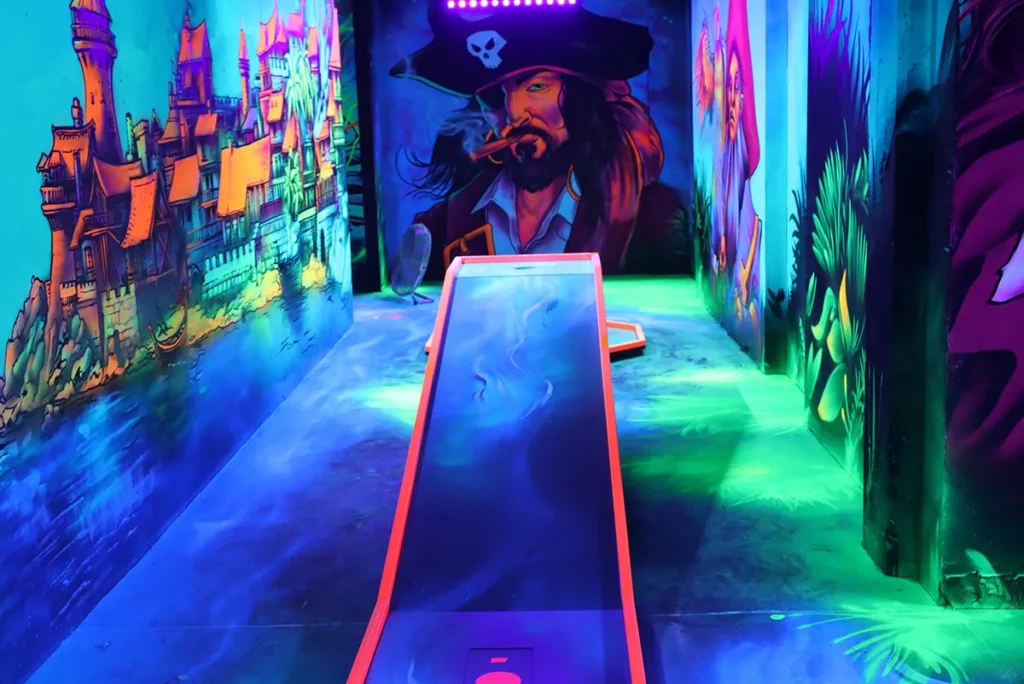 FunZone Essen - LaserTag & Schwarzlich Minigolf – Bild 5