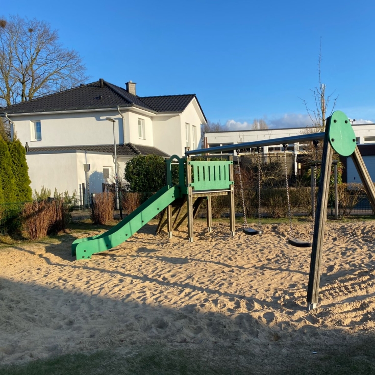 Spielplatz Uhlenbrooksweg – Bild 1
