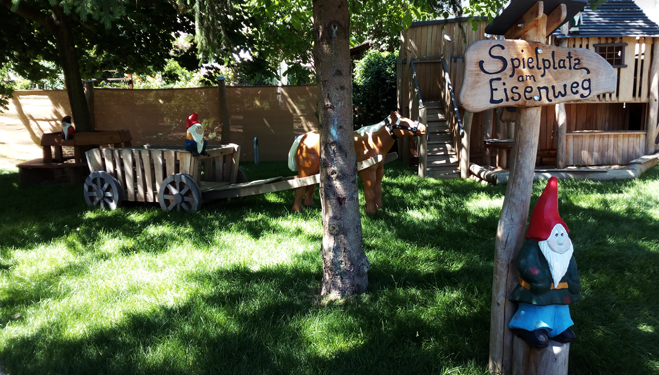 Spielplatz am Eisenweg – Bild 1