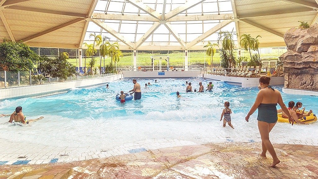 Freizeitbad Greifensteine – Bild 1