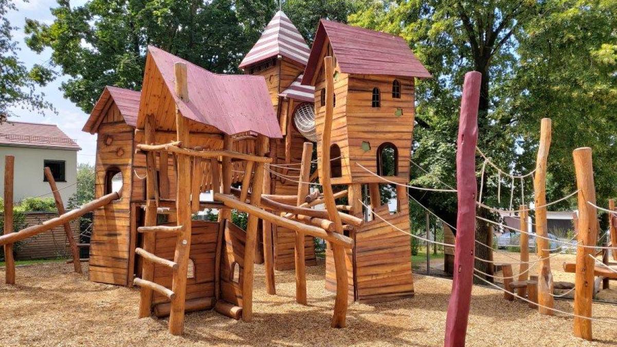 Spielplatz am Schloss – Bild 3