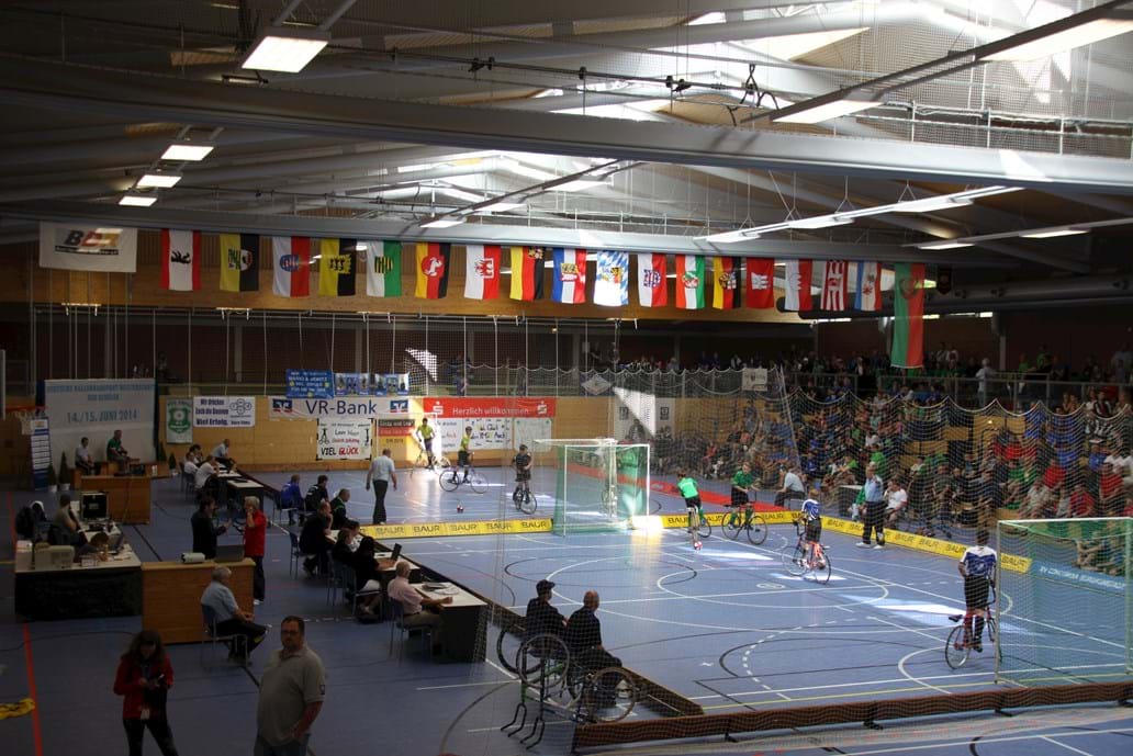 Frankenland-Halle Ebersdorf b. Coburg – Bild 1