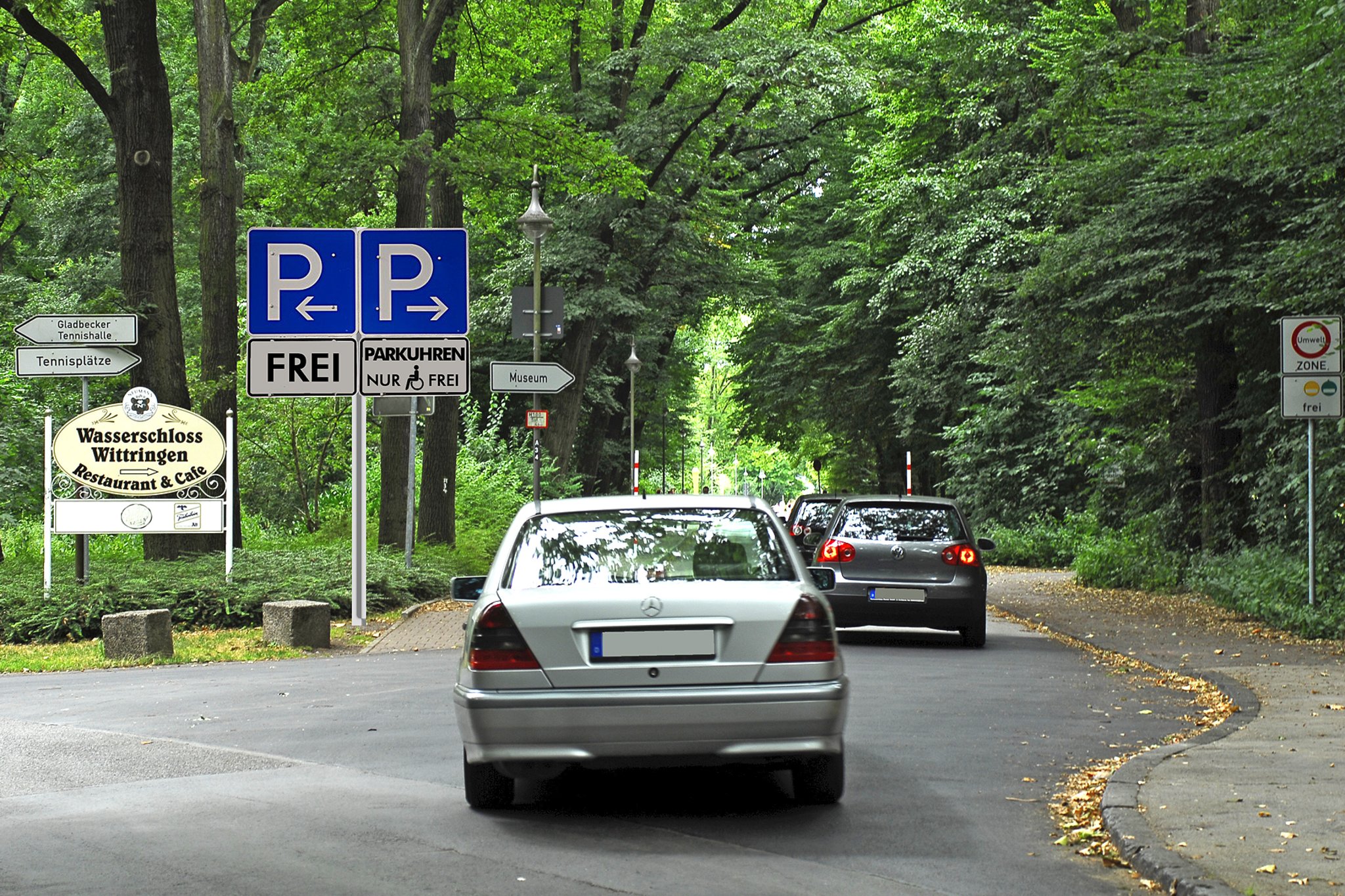 Parkplatz Schloss Wittringen – Bild 1