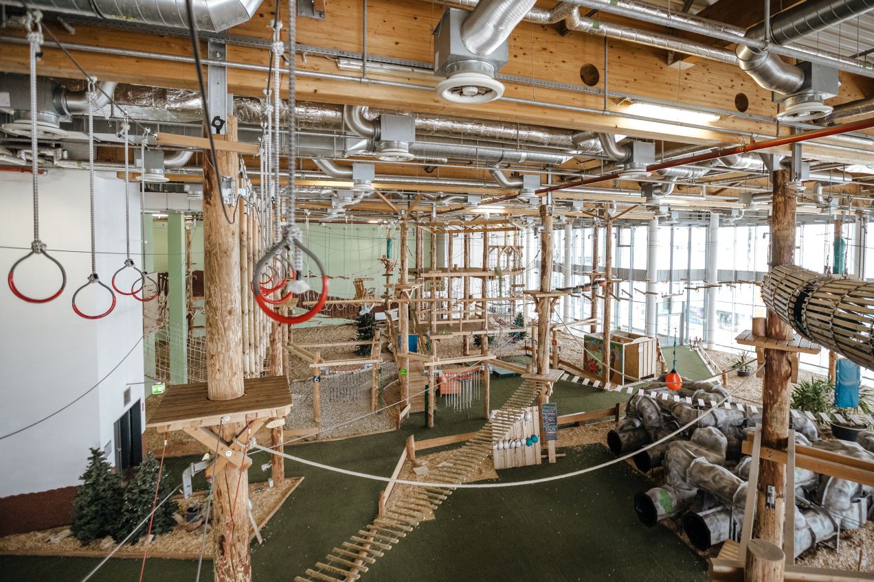 Indoor Kletterwald – Bild 2