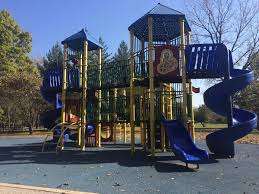 S. Simpson Playground – Bild 3