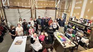 #Dominicstrong Memorial Bench/Playground – Bild 1