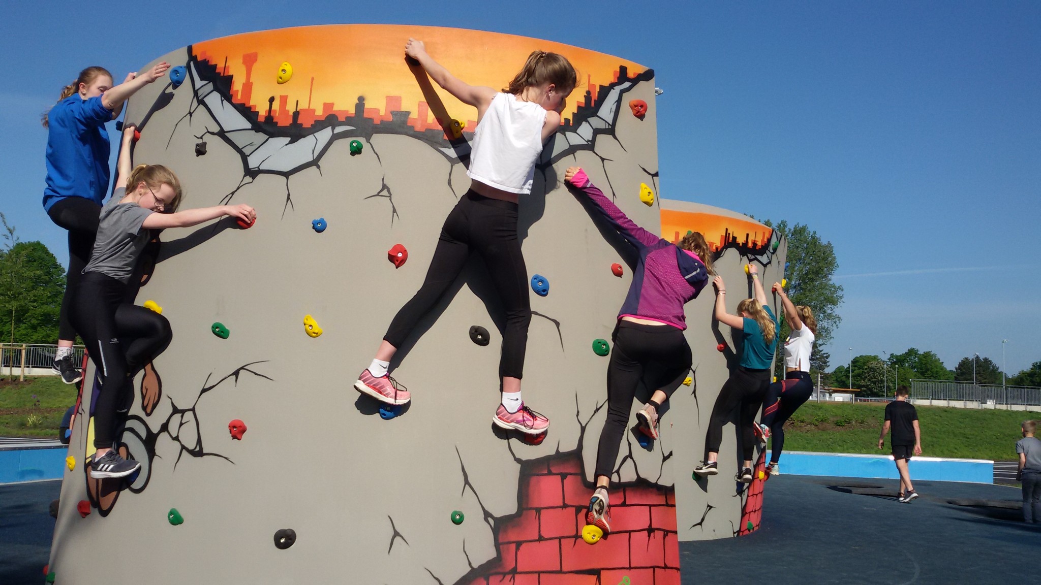 Kletterwand – Bild 1