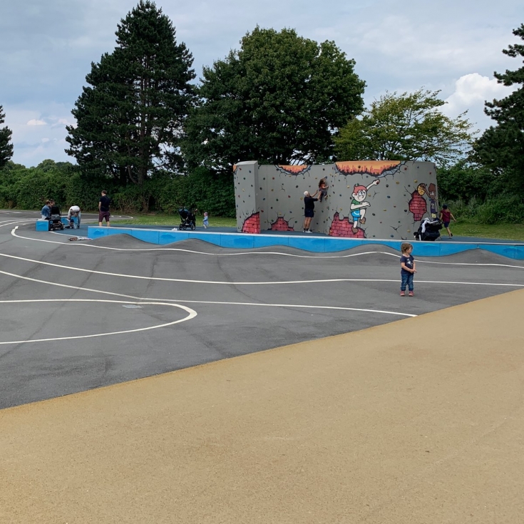 Kletterwand – Bild 2