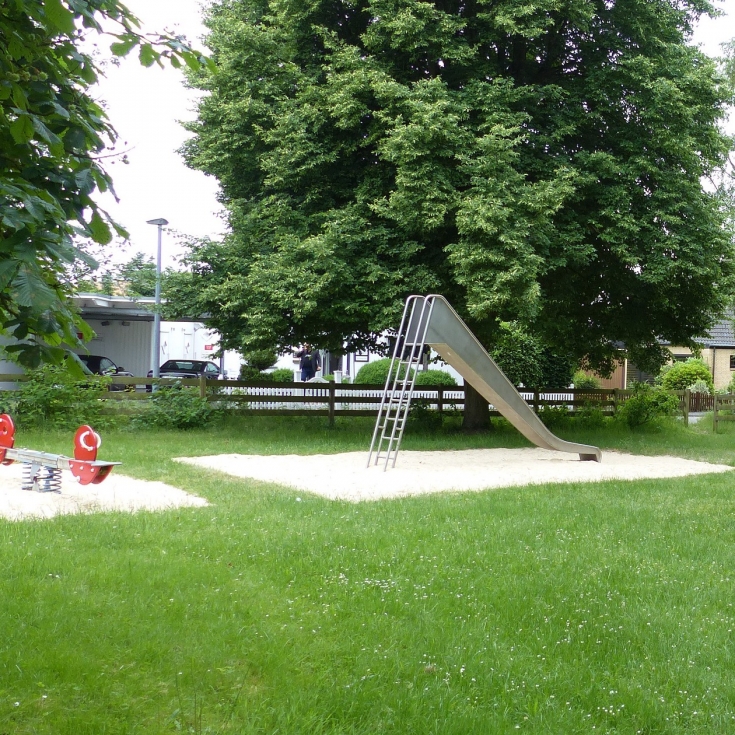 Spielplatz Ostmarkstraße – Bild 1