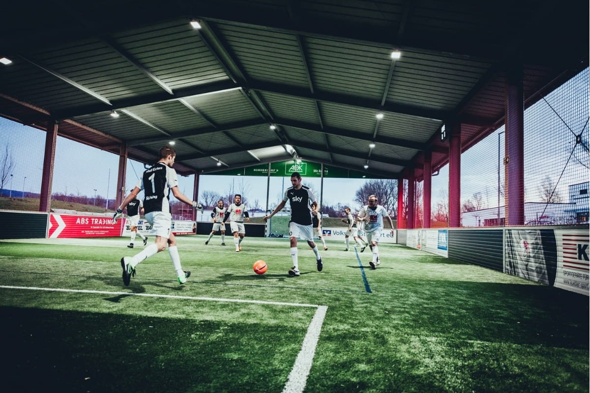 Kleiner Fußballplatz – Bild 5