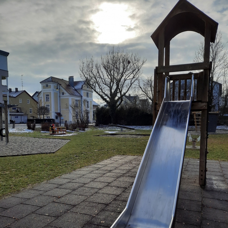 Spielplatz Maximilianstraße – Bild 2