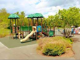 Kiwanis North End Play Park – Bild 2