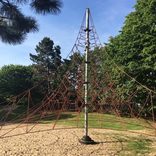 Spielplatz – Bild 2