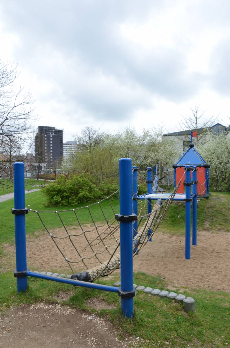 Spielplatz am Rathaus – Bild 3