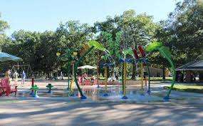 High Park Wading Pool, Splashpad and Playground – Bild 2