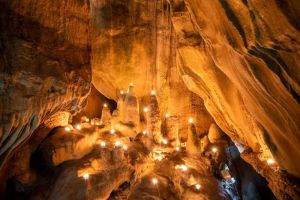 Bilsteintal: Tropfsteinhöhle und Wildpark in Warstein – Bild 2
