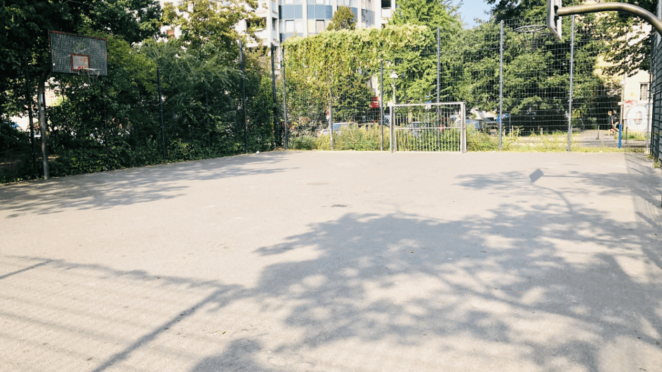 Bolzplatz – Bild 4