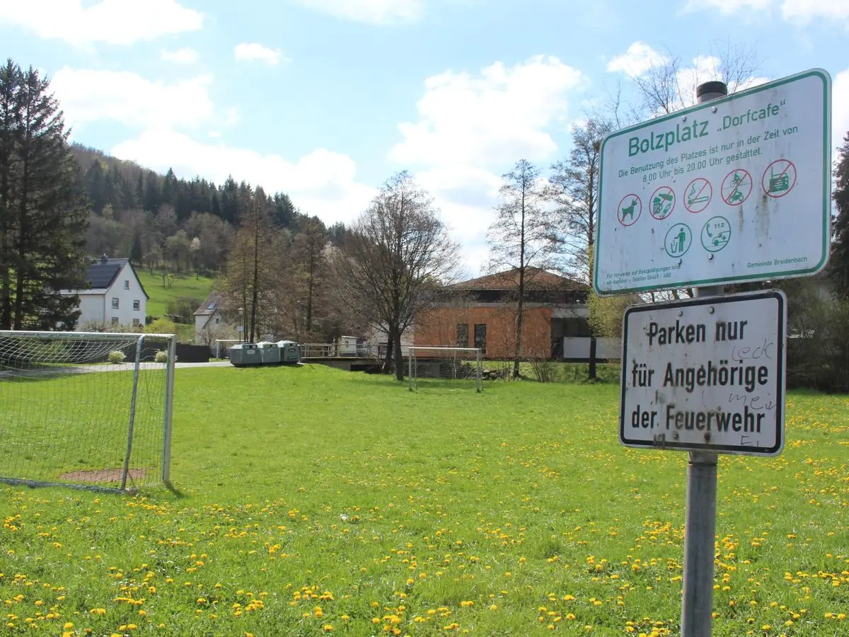 Bolzplatz – Bild 1