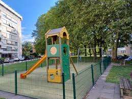 Place de jeux Parc Chuit – Bild 4