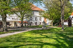 Spielplatz / Am Plan – Bild 4