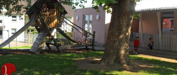 Spielplatz Richard Wagner Straße – Bild 2