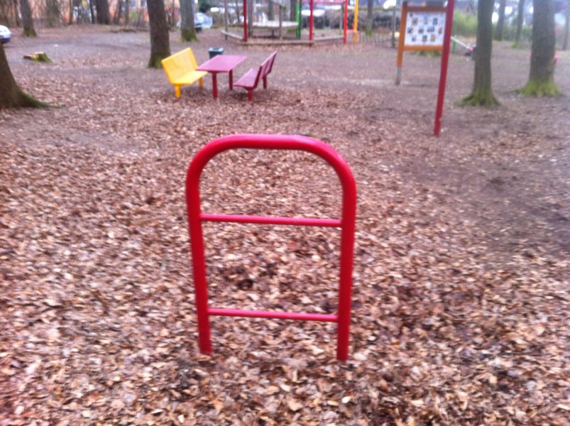 Spielplatz und Fitnessparcour Am Häusling – Bild 2