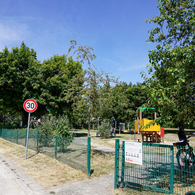 Spiel- und Bolzplatz Bertelsdorf Christenstraße – Bild 4